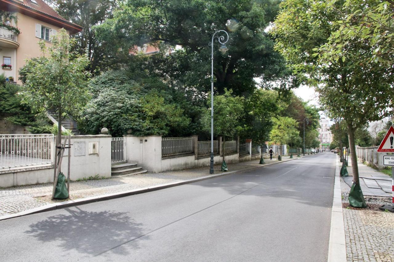 Ubytovani 1204 Na Ulici Krale Jiriho Karlovy Vary Exterior photo