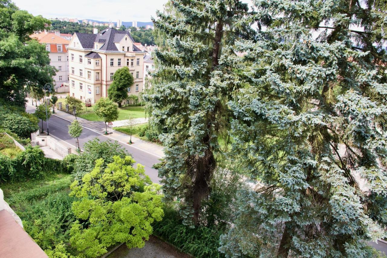 Ubytovani 1204 Na Ulici Krale Jiriho Karlovy Vary Exterior photo