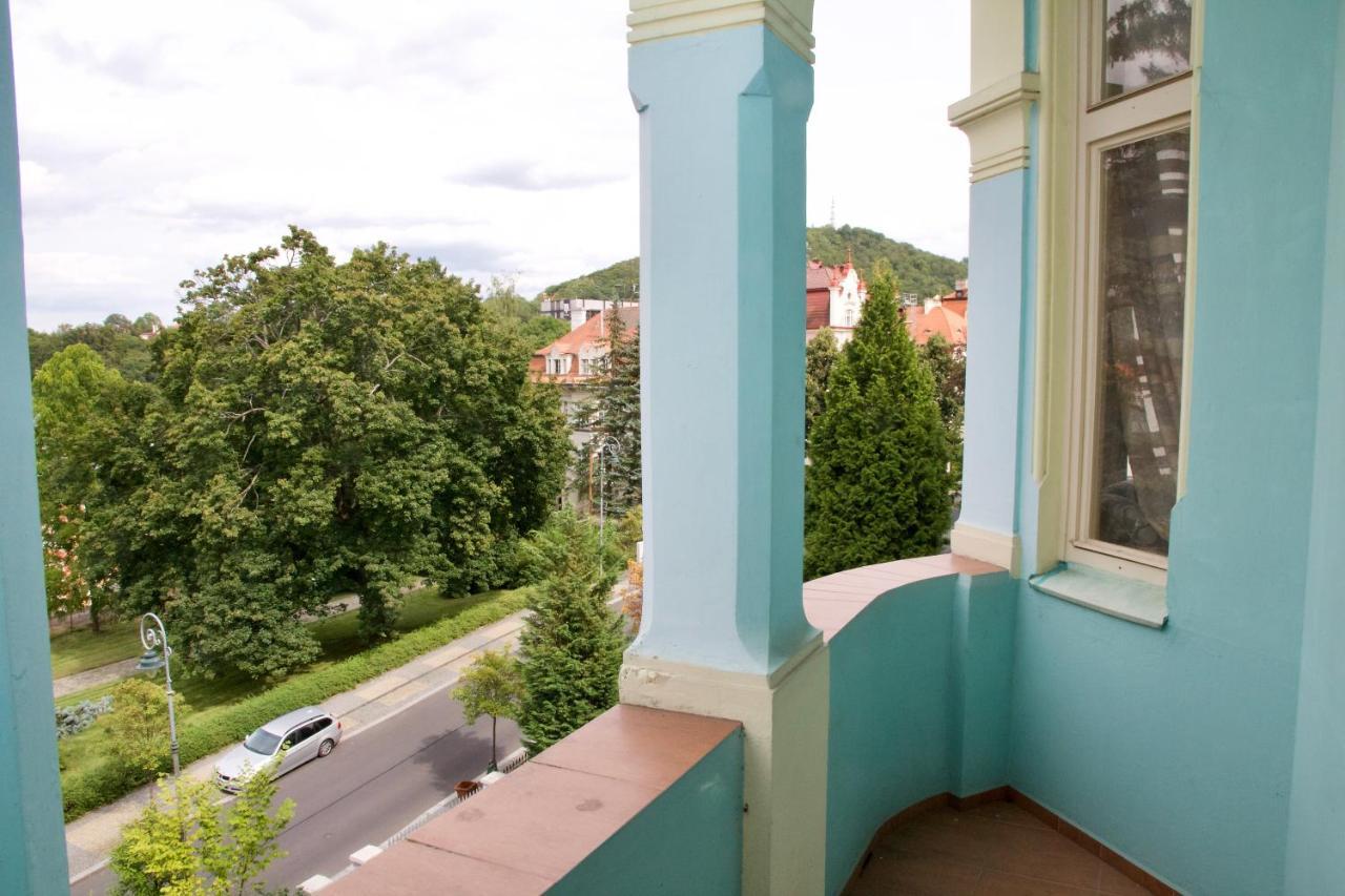 Ubytovani 1204 Na Ulici Krale Jiriho Karlovy Vary Exterior photo